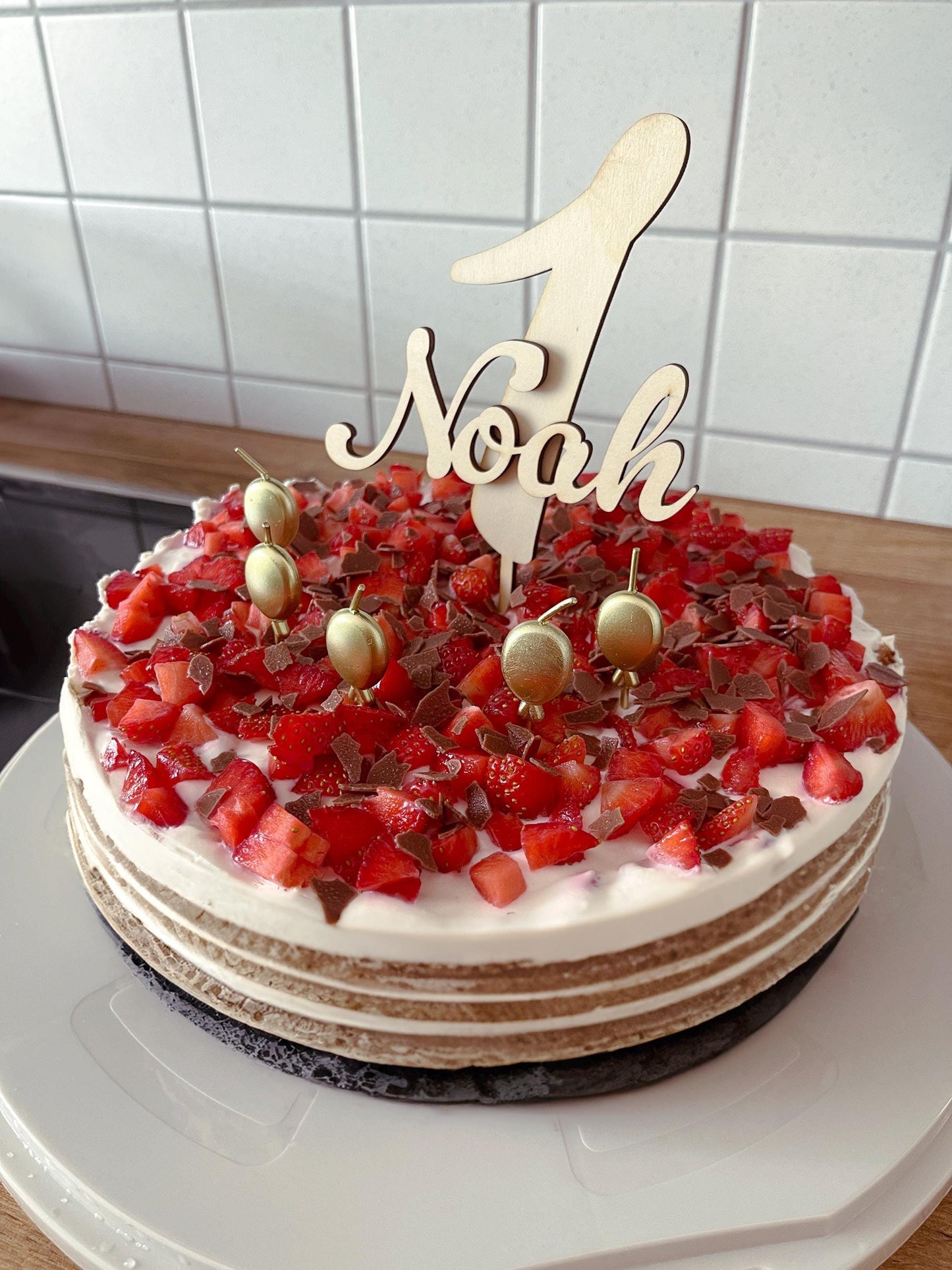 Personalisierter Cake Topper für Kindergeburtstag, Baby erster Geburtstag Kuchenstecker, Deko für Torte mit Jahreszahl und Wunschname