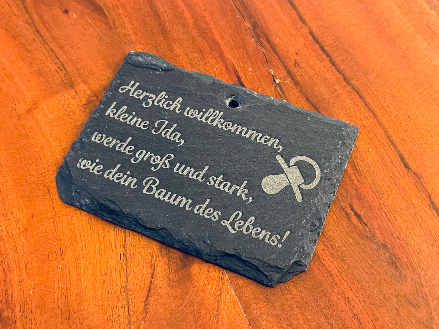 Personalisierte Schiefer-Gartenschilder mit Erdspieß – Kräuterstecker & Bienengarten