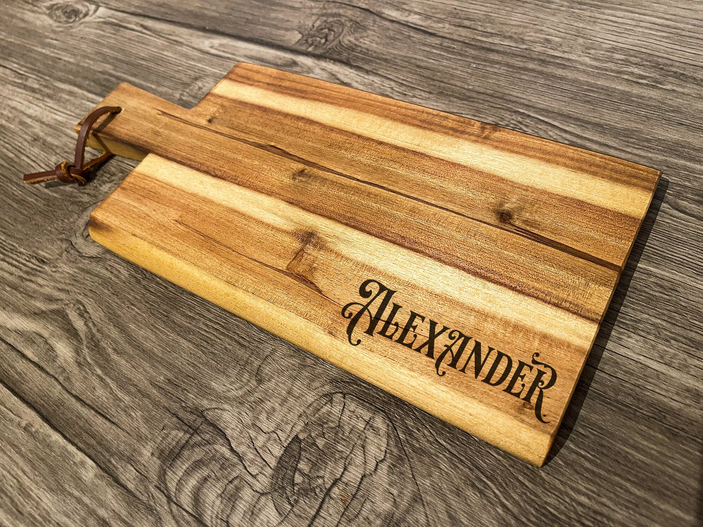 Personalized grill barbeque wooden board with desired text or name, snack board with handle, mountains, hiking, mountains, board with engraving