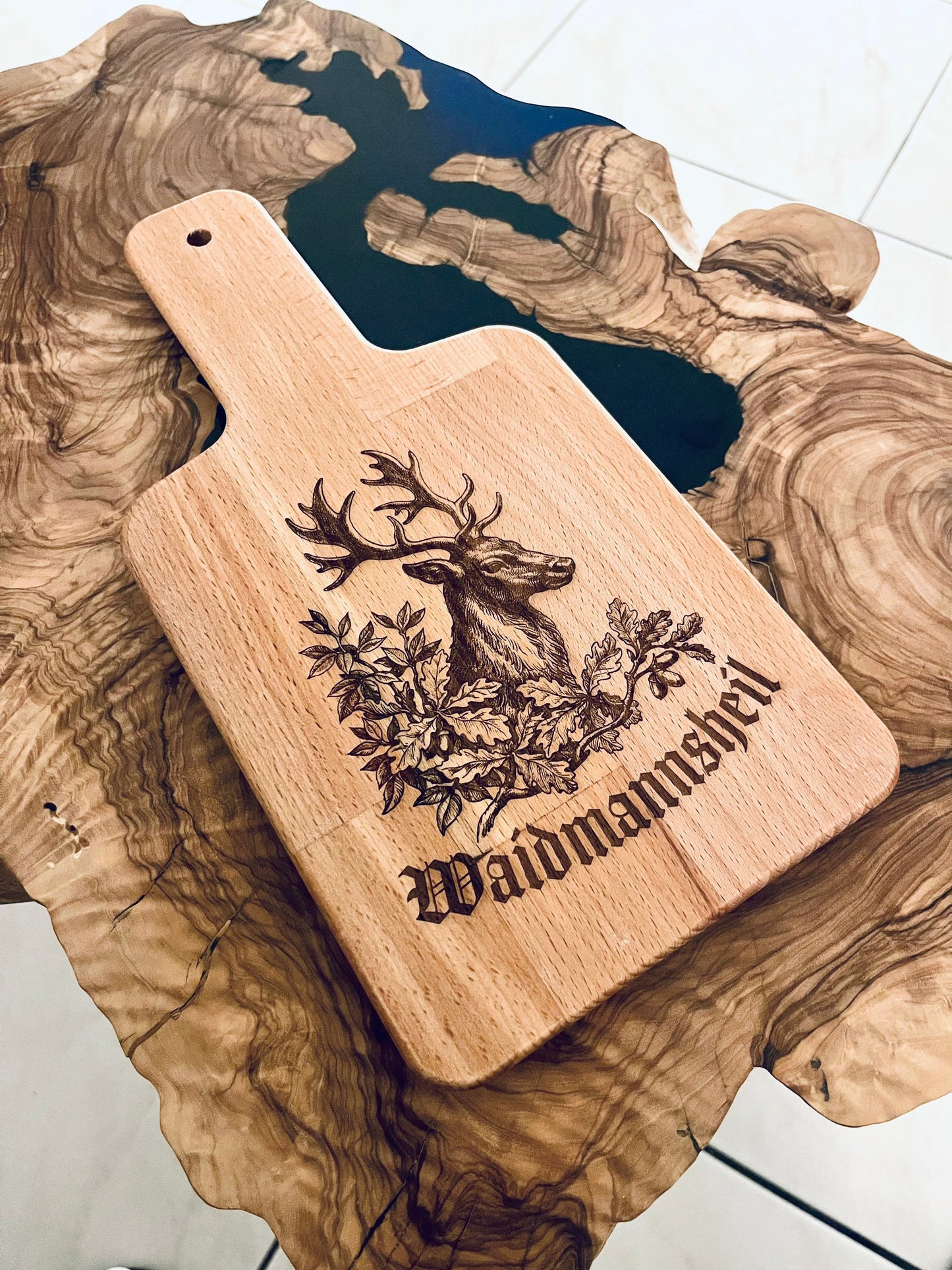 Jäger Vesperbrett personalisiert Wildschwein – Buche Holzbrett mit Name & Griff