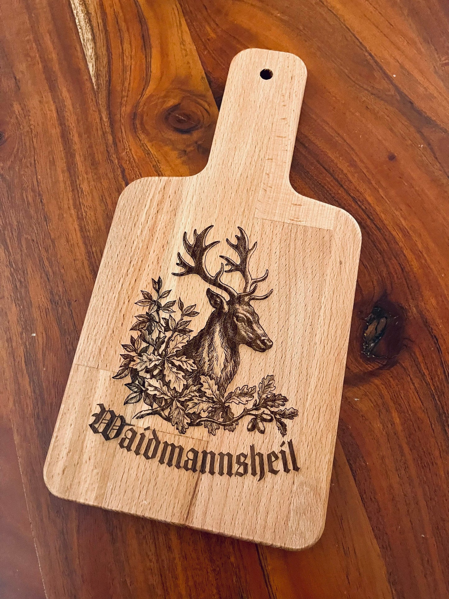 Personalized wooden board with engraving for hunters, with desired text or name, snack board with handle, Waidmannsheil saying for the hunt hunting dog